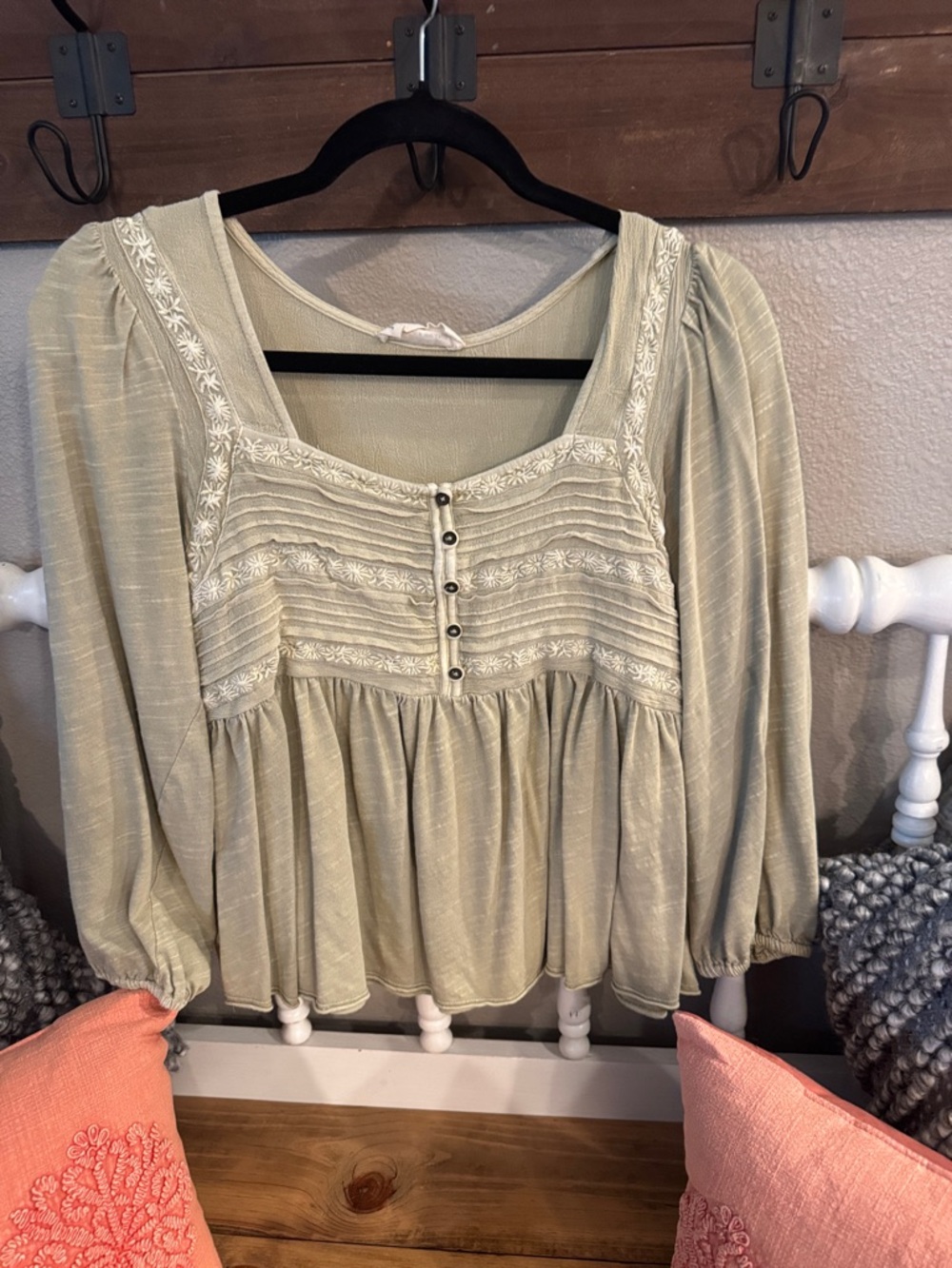 Lucky Brand Sage Green Embroidered Peasant Tunic